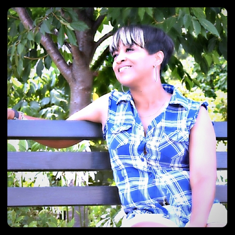 Meet your Posher, Tina